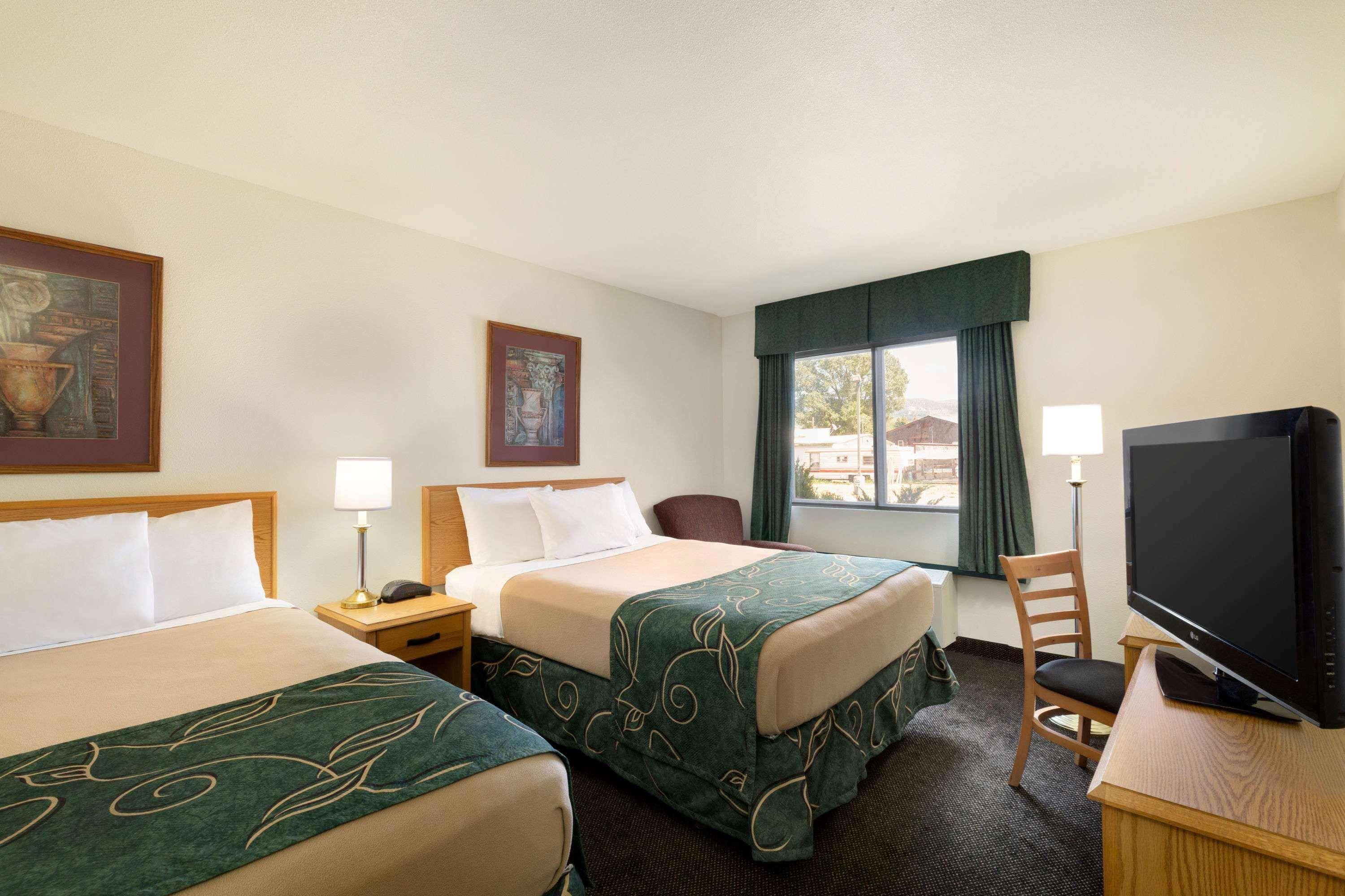Travelodge By Wyndham Yampa Exterior photo
