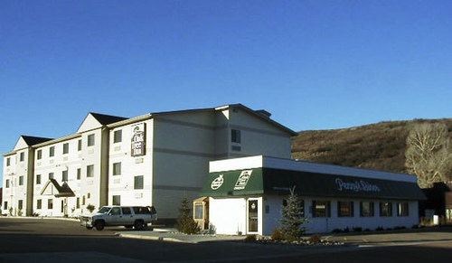 Travelodge By Wyndham Yampa Exterior photo